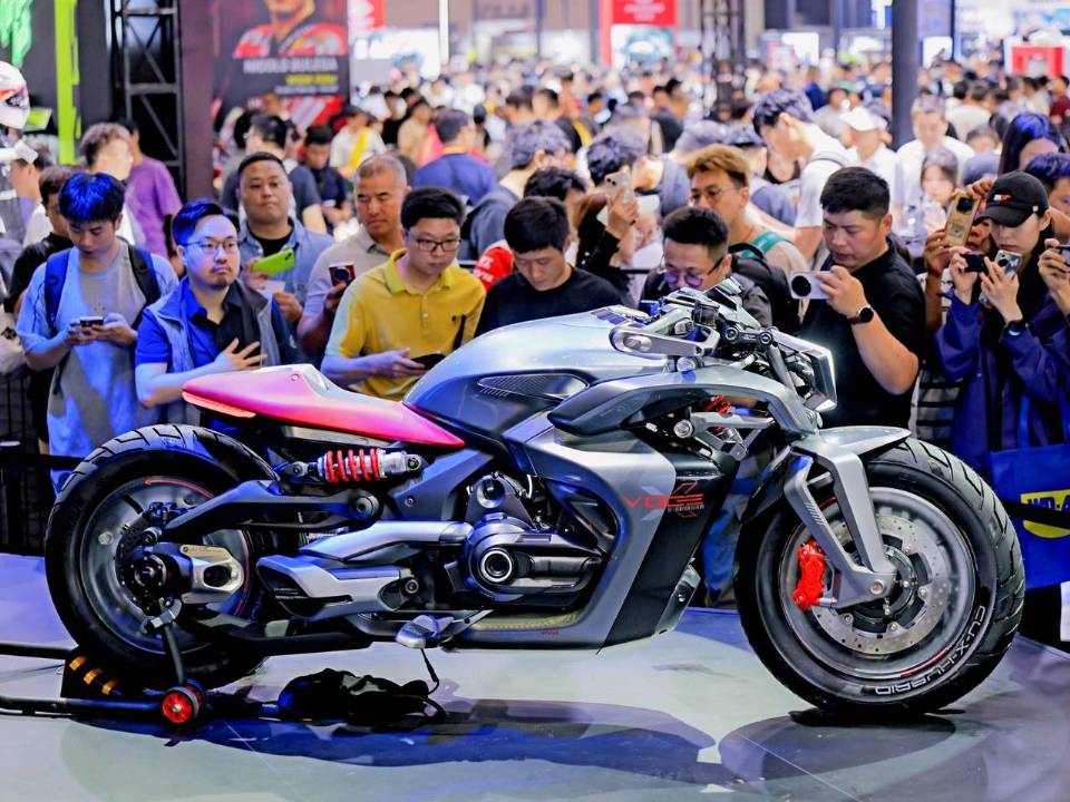 VOGE CU-X Hybrid Concept