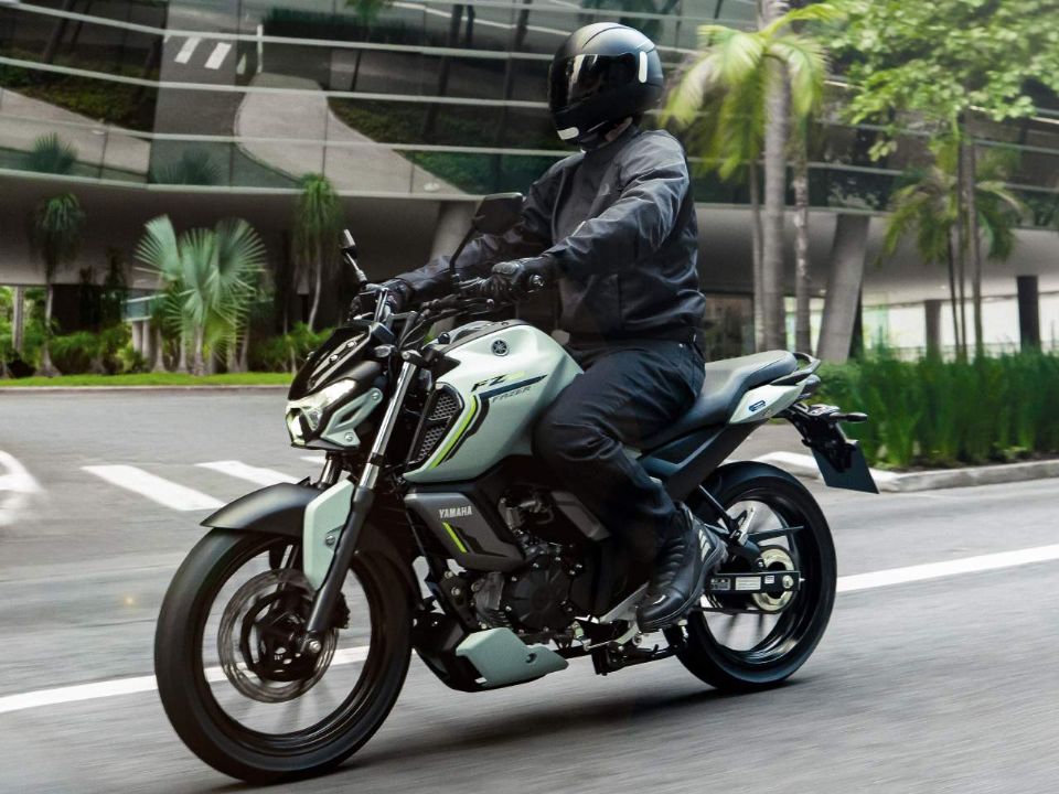 Yamaha Fazer FZ15 2027