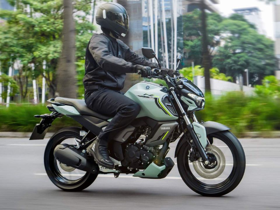 Yamaha Fazer FZ15 2027